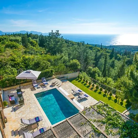 Sleeps 6 Pool Air Con Wifi Villa *
