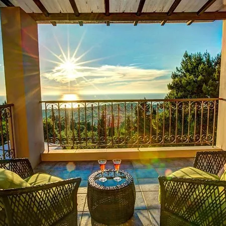 Sleeps 6 Pool Air Con Wifi Villa *